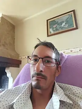 Snapshot of Diogopicha chatting on July 13, 2026, 8:13 am Diogopicha online show from July 13, 2026, 8:13 am