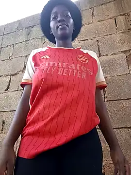 Snapshot of Swirly_blac chatting on November 23, 2025, 6:12 am Swirly blac online show from November 23, 2025, 6:12 am