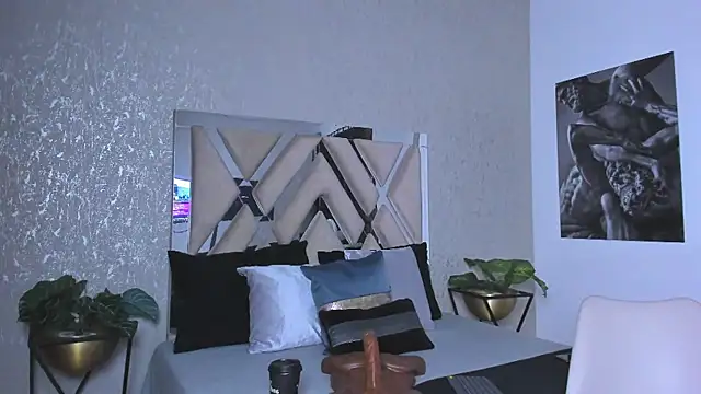 Snapshot of Natt_collins chatting on December 16, 2025, 12:15 am Natt collins online show from December 16, 2025, 12:15 am