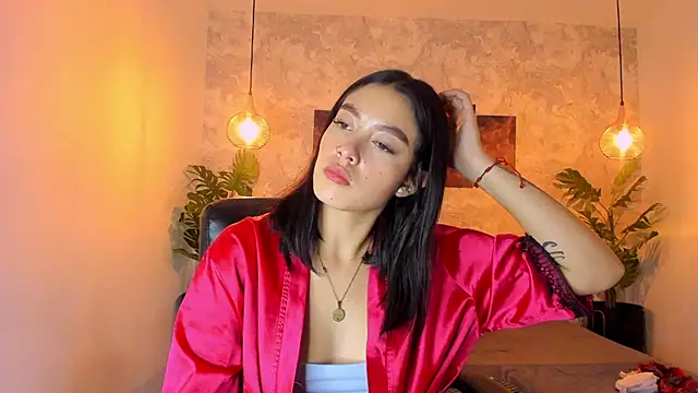 Snapshot of Natt_collins chatting on December 18, 2025, 3:55 am Natt collins online show from December 18, 2025, 3:55 am