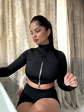 Snapshot of _adelle chatting on January 15, 2026, 11:35 am adelle online show from January 15, 2026, 11:35 am