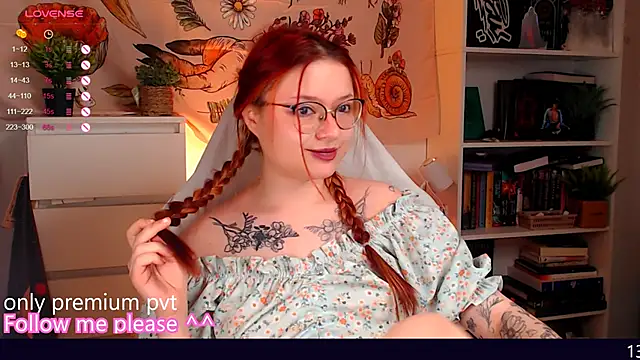 Snapshot of me__hanna chatting on November 29, 2025, 2:01 am me hanna online show from November 29, 2025, 2:01 am