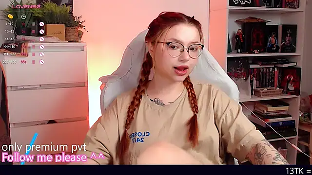 Snapshot of me__hanna chatting on November 14, 2025, 10:24 pm me hanna online show from November 14, 2025, 10:24 pm