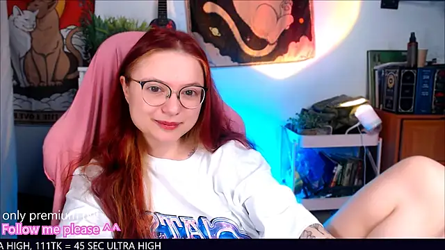 Snapshot of me__hanna chatting on September 16, 2025, 12:55 am me hanna online show from September 16, 2025, 12:55 am