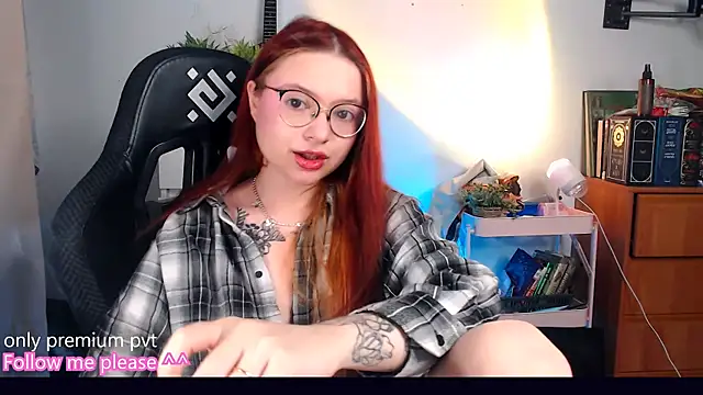 Snapshot of me__hanna chatting on September 29, 2025, 10:26 pm me hanna online show from September 29, 2025, 10:26 pm