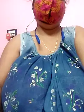 Snapshot of Kayra_34 chatting on October 19, 2025, 6:49 am Kayra 34 online show from October 19, 2025, 6:49 am