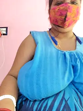 Snapshot of Kayra_34 chatting on February 18, 2026, 6:00 am Kayra 34 online show from February 18, 2026, 6:00 am