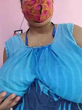 Snapshot of Kayra_34 chatting on June 10, 2026, 4:03 am Kayra 34 online show from June 10, 2026, 4:03 am