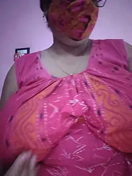 Snapshot of Kayra_34 chatting on July 4, 2026, 3:24 am Kayra 34 online show from July 4, 2026, 3:24 am