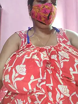 Snapshot of Kayra_34 chatting on July 13, 2026, 4:23 am Kayra 34 online show from July 13, 2026, 4:23 am
