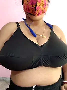 Snapshot of Kayra_34 chatting on February 12, 2026, 5:51 am Kayra 34 online show from February 12, 2026, 5:51 am