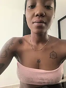 lilit kyteler online show from March 25, 2026, 7:13 pm