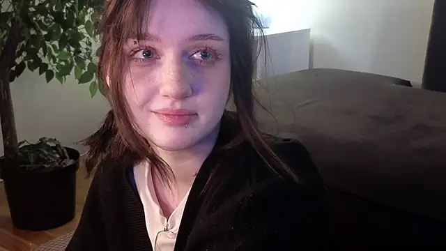 Snapshot of ELLIEJAY chatting on October 18, 2025, 5:20 am ELLIEJAY online show from October 18, 2025, 5:20 am