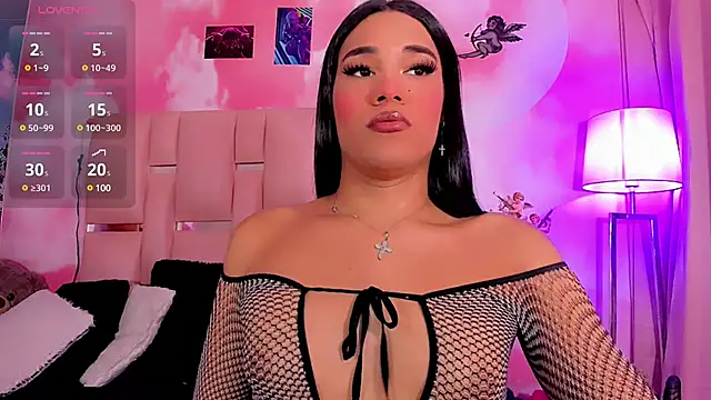 Snapshot of Alexandracamx chatting on March 15, 2025, 10:55 pm Alexandracamx online show from March 15, 2025, 10:55 pm