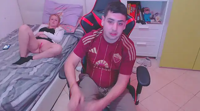 claudio20031 online show from February 11, 2025, 8:42 pm