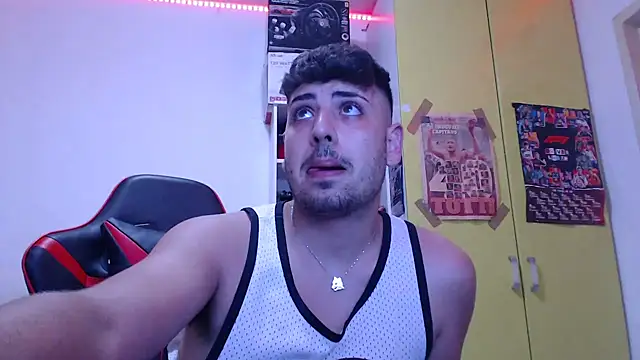 claudio20031 online show from September 23, 2025, 7:32 pm