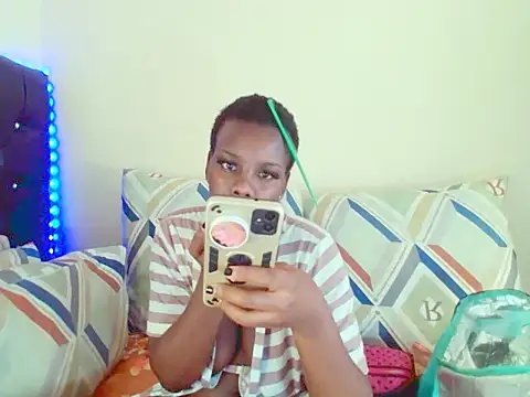 dinnykrazx online show from November 27, 2025, 5:19 am