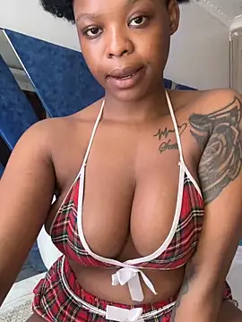 Snapshot of SexxyLunar chatting on November 15, 2025, 7:56 am SexxyLunar online show from November 15, 2025, 7:56 am