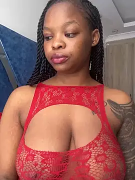 SexxyLunar online show from December 18, 2025, 6:07 am