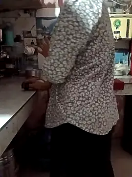 Snapshot of Ankita202 chatting on November 19, 2025, 12:43 am Ankita202 online show from November 19, 2025, 12:43 am