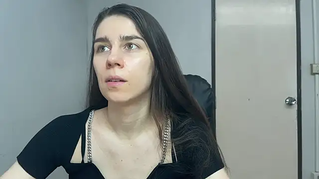 SassyJessi online show from June 17, 2026, 4:12 am