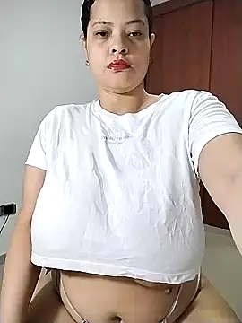 Snapshot of sweetpe chatting on March 12, 2025, 7:58 pm sweetpe online show from March 12, 2025, 7:58 pm