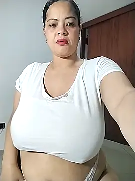 Snapshot of sweetpe chatting on December 14, 2025, 2:40 am sweetpe online show from December 14, 2025, 2:40 am