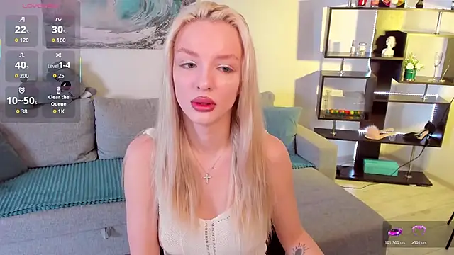 AleksaBlonde online show from April 21, 2026, 5:25 am