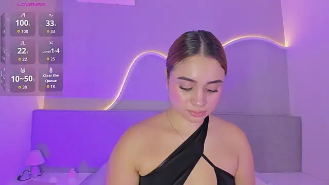 Snapshot of sophia_98 chatting on August 3, 2026, 7:31 pm sophia 98 online show from August 3, 2026, 7:31 pm