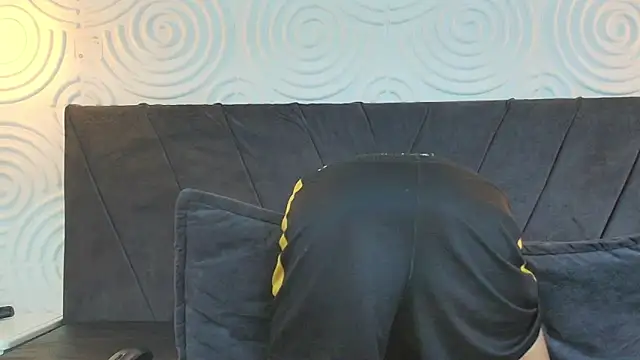 thiago19s online show from January 11, 2025, 6:23 pm