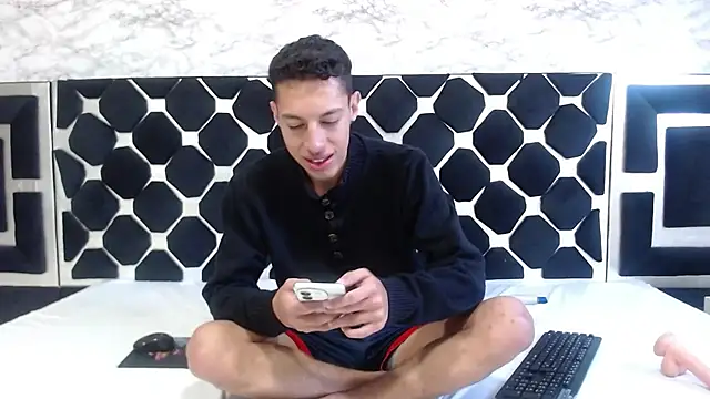 thiago19s online show from January 14, 2025, 6:28 pm