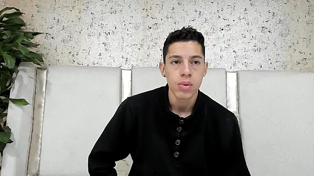 thiago19s online show from February 5, 2025, 8:35 pm