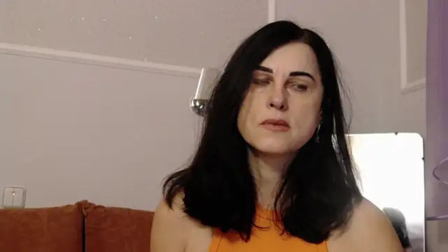 MonicaMelano online show from November 28, 2025, 5:18 am