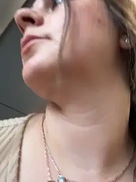 Snapshot of Loella-Rose chatting on February 23, 2026, 8:59 am Loella-Rose online show from February 23, 2026, 8:59 am