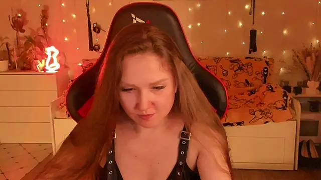 Snapshot of desperatehousewife__ chatting on November 9, 2025, 6:12 pm desperatehousewife online show from November 9, 2025, 6:12 pm