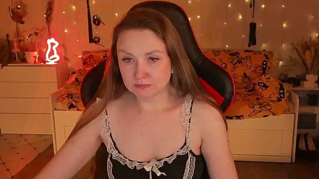 Snapshot of desperatehousewife__ chatting on November 15, 2025, 5:39 pm desperatehousewife online show from November 15, 2025, 5:39 pm