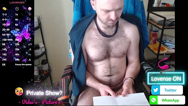 Snapshot of RealManHaveHairy chatting on April 12, 2026, 4:38 am RealManHaveHairy online show from April 12, 2026, 4:38 am