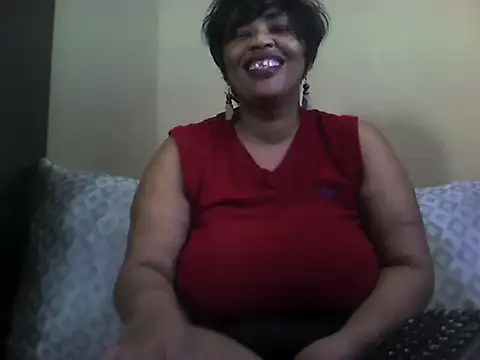 Snapshot of SexxyBoob chatting on November 13, 2025, 4:49 am SexxyBoob online show from November 13, 2025, 4:49 am