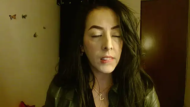 ella peck online show from July 14, 2026, 3:00 am