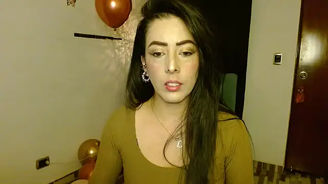 ella peck online show from September 23, 2025, 1:23 am