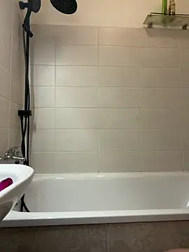 Snapshot of czruz chatting on April 10, 2026, 12:50 am czruz online show from April 10, 2026, 12:50 am