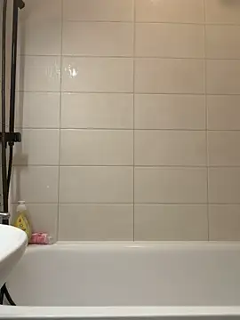 Snapshot of czruz chatting on April 14, 2026, 8:14 pm czruz online show from April 14, 2026, 8:14 pm