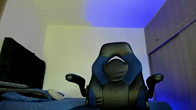 Snapshot of male_pussy chatting on September 24, 2025, 1:17 pm male pussy online show from September 24, 2025, 1:17 pm