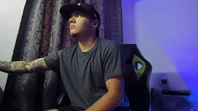 Snapshot of male_pussy chatting on September 16, 2025, 11:44 am male pussy online show from September 16, 2025, 11:44 am