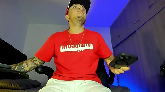 Snapshot of male_pussy chatting on October 22, 2025, 7:46 pm male pussy online show from October 22, 2025, 7:46 pm