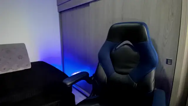 Snapshot of male_pussy chatting on January 13, 2026, 4:22 pm male pussy online show from January 13, 2026, 4:22 pm