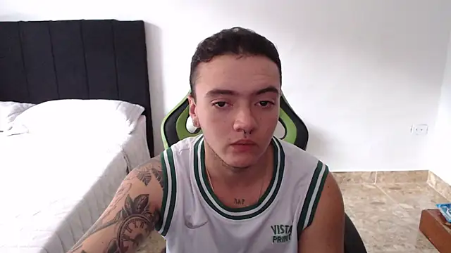 Snapshot of male_pussy chatting on February 22, 2026, 8:10 pm male pussy online show from February 22, 2026, 8:10 pm