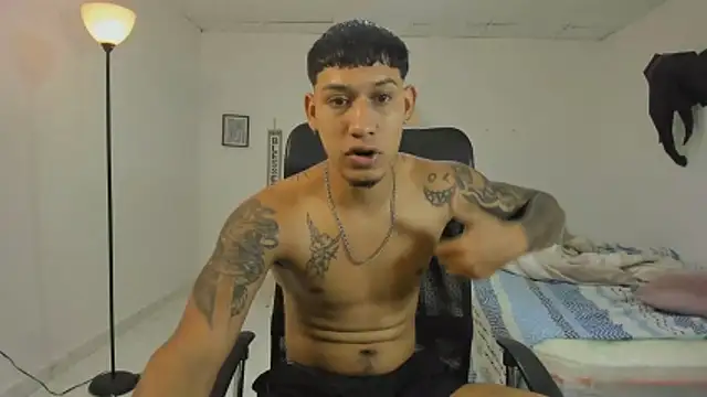 slim master12 online show from February 24, 2026, 9:26 pm