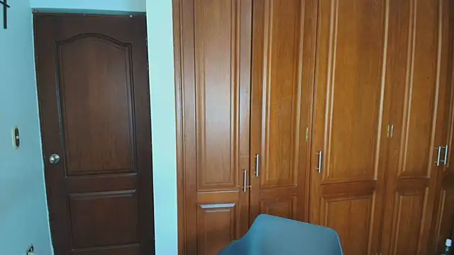 Snapshot of Raquel_jones chatting on March 22, 2025, 11:42 am Raquel jones online show from March 22, 2025, 11:42 am