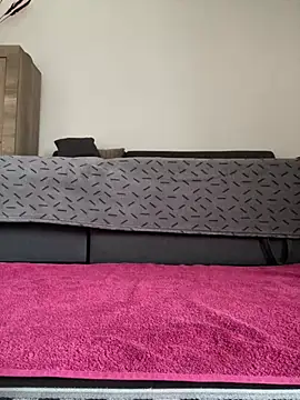 Kristina A online show from February 6, 2025, 9:53 am